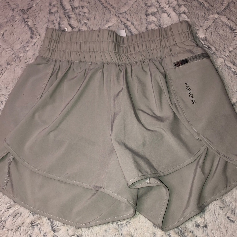 Paragon Fit Wear Dove Grey Shorts size small